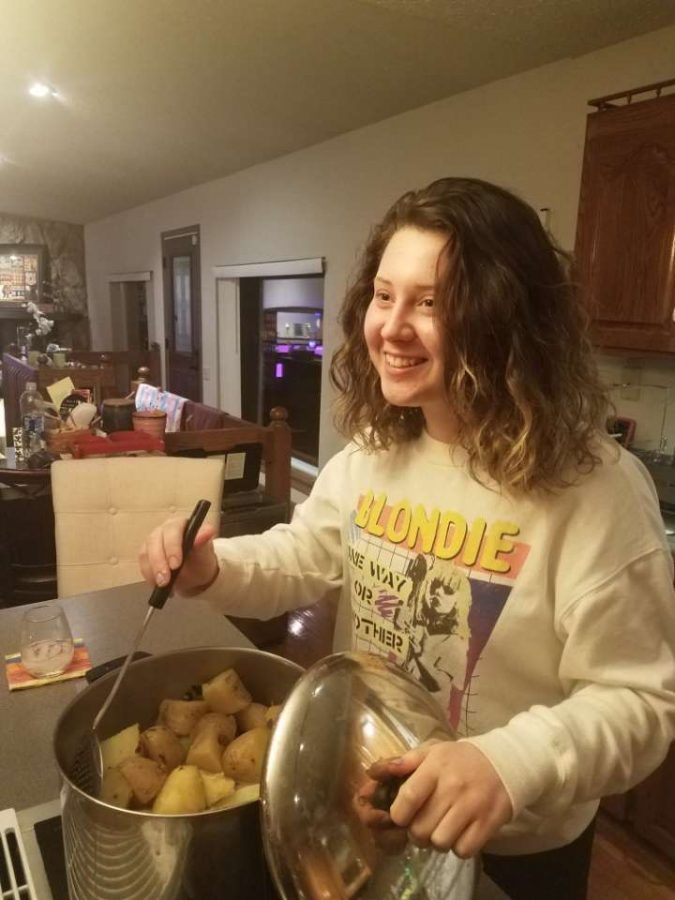 Freshman Jules Biondo is expanding her way through her boredom in these uncertain times. Biondo had a way of making cooking her hobby while quarantined. “I’m so happy that I could take my time being quarantined and turn it into something very fun, exciting and is now a passion/hobby of mine,” Biondo said.
