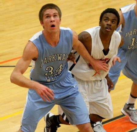 Parkway West varsity boys basketball win over Marquette