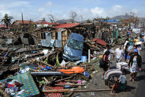 Typhoon Haiyan leaves the Philippines in disaster: how you can help