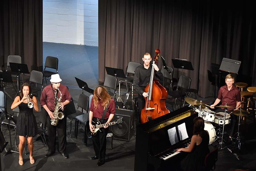 Cosmic Latté, the official West jazz band comprised of studio jazz students, starts their set at the Autumn Orchestra Concert with the song Blue Monk.