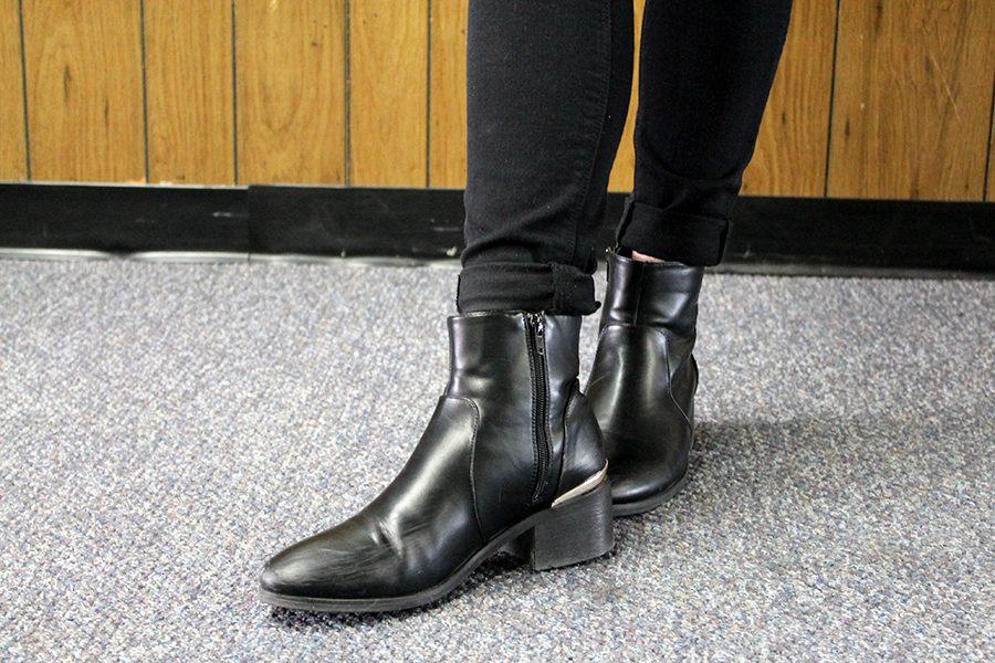 The best thing about ankle boots are their amazing versatility to wear with virtually any type of outfit, casual or dressy.