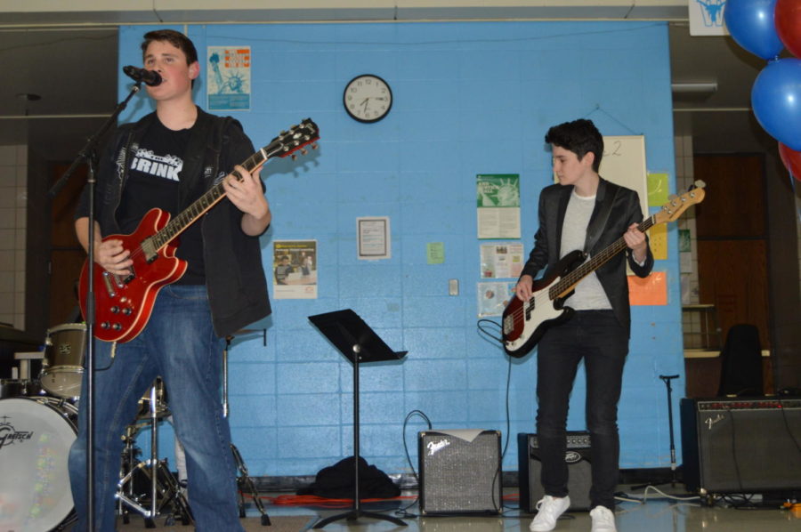 Playing Blink-182, Green Day and The Killers covers, sophomore Ryan Egan and junior Dani Fischer play guitar and bass, respectively. Although Fischer is not part of The Brink, she filled in for the benefit concert. “We pulled some songs that we regularly do from most of our gigs. I definitely went for songs that everyone would know, but at the same time, I wanted to choose songs that were fun to play, so we could have a good rock-out,” Egan said.
