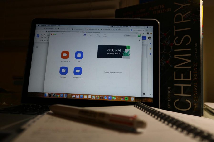 Starting March 25, many teachers in the Parkway district began using Zoom, a group video chatting application, as the new tool for online learning.