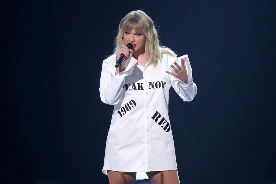 Taylor Swift performs onstage during the 2019 American Music Awards at Microsoft Theater on Nov. 24, 2019, in Los Angeles, Calif.
