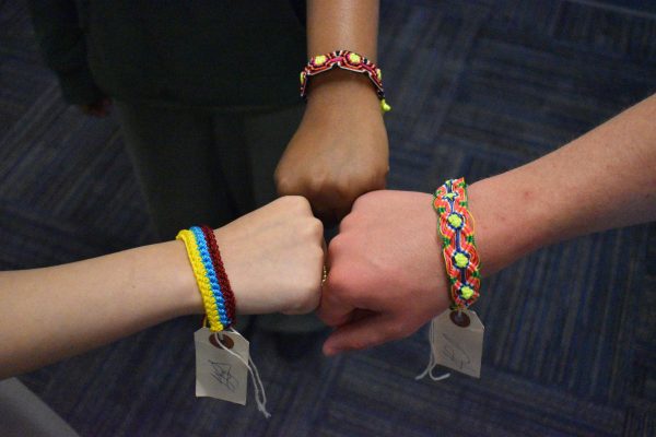 From April 24 to May 3, students in the Parkway West Spanish club sold woven bracelets called ‘Pulseras.’ Pieces were sold outside of the cafeteria by Spanish club members. “Its my way of giving back. Its just a cool project in general for students to be exposed to a nonprofit organization thats not in the U.S. and deals with other cultures and other countries,” Spanish club sponsor Dominique Navarro said.
