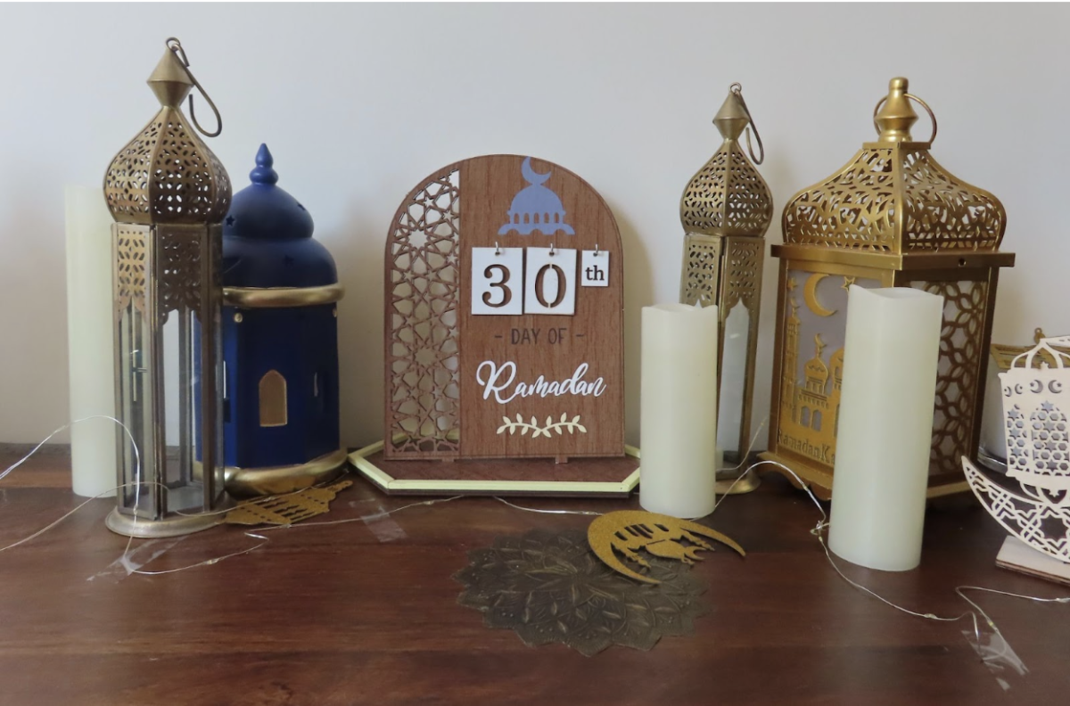 Twinkling lights glow in homes and neighborhoods as families decorate to celebrate Ramadan and welcome in Eid. Junior Zainab Aljaff reflects on how this holy month shaped her, and how these values continue beyond the holiday. “Eid helps me realize that the things we learn during Ramadan is beyond [the] month. Eid is so exciting because it is a reward for everything that we worked on [during] Ramadan. Being able to share the day with my family made it unforgettable,” Aljaff said.